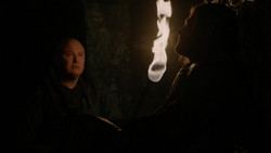 extant_GameOfThrones_1x09-Baelor_0352