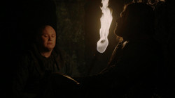 extant_GameOfThrones_1x09-Baelor_0355