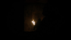 extant_GameOfThrones_1x09-Baelor_0400