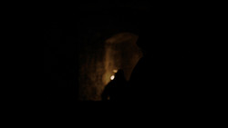 extant_GameOfThrones_1x09-Baelor_0402