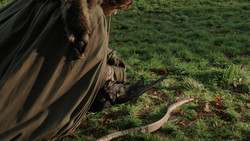 extant_GameOfThrones_1x09-Baelor_0438