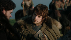 extant_GameOfThrones_1x09-Baelor_0457