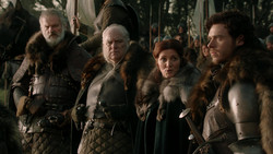 extant_GameOfThrones_1x09-Baelor_0472