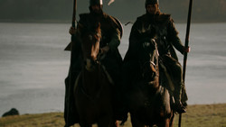 extant_GameOfThrones_1x09-Baelor_0596