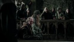 extant_GameOfThrones_1x09-Baelor_0661