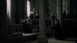 extant_GameOfThrones_1x09-Baelor_0683