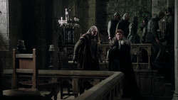 extant_GameOfThrones_1x09-Baelor_0776