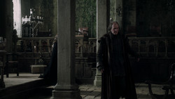 extant_GameOfThrones_1x09-Baelor_0812