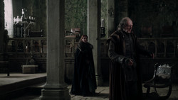 extant_GameOfThrones_1x09-Baelor_0815