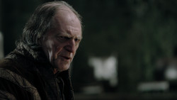 extant_GameOfThrones_1x09-Baelor_0854