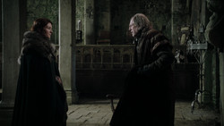 extant_GameOfThrones_1x09-Baelor_0872