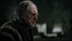 extant_GameOfThrones_1x09-Baelor_0936