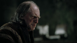 extant_GameOfThrones_1x09-Baelor_0952