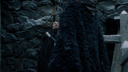 extant_GameOfThrones_1x09-Baelor_1247