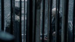 extant_GameOfThrones_1x09-Baelor_1703