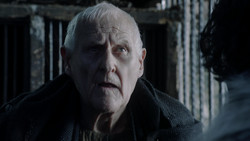 extant_GameOfThrones_1x09-Baelor_2030