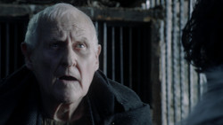 extant_GameOfThrones_1x09-Baelor_2032