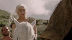 extant_GameOfThrones_1x09-Baelor_2109