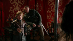 extant_GameOfThrones_1x09-Baelor_2530