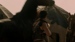 extant_GameOfThrones_1x09-Baelor_3217