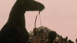 extant_GameOfThrones_1x09-Baelor_3218
