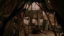 extant_GameOfThrones_1x09-Baelor_3230