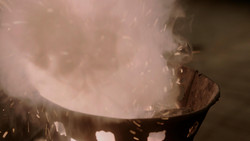 extant_GameOfThrones_1x09-Baelor_3234
