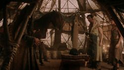 extant_GameOfThrones_1x09-Baelor_3257