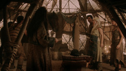 extant_GameOfThrones_1x09-Baelor_3258