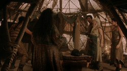 extant_GameOfThrones_1x09-Baelor_3259