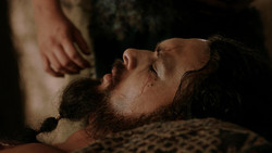 extant_GameOfThrones_1x09-Baelor_3317