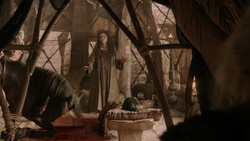 extant_GameOfThrones_1x09-Baelor_3363