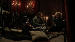 extant_GameOfThrones_1x09-Baelor_3783