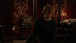 extant_GameOfThrones_1x09-Baelor_4041