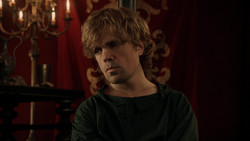 extant_GameOfThrones_1x09-Baelor_4201