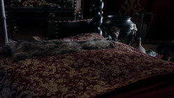 extant_GameOfThrones_1x09-Baelor_4406
