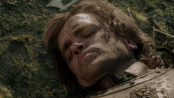 extant_GameOfThrones_1x09-Baelor_4622