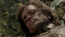 extant_GameOfThrones_1x09-Baelor_4624