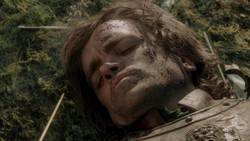 extant_GameOfThrones_1x09-Baelor_4628