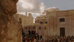 extant_GameOfThrones_1x09-Baelor_5252