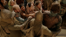 extant_GameOfThrones_1x09-Baelor_5298