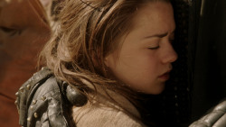 extant_GameOfThrones_1x10-FireAndBlood_0036