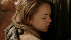 extant_GameOfThrones_1x10-FireAndBlood_0039