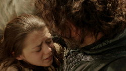 extant_GameOfThrones_1x10-FireAndBlood_0054