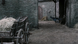 extant_GameOfThrones_1x10-FireAndBlood_0153