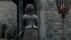 extant_GameOfThrones_1x10-FireAndBlood_0201
