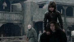 extant_GameOfThrones_1x10-FireAndBlood_0211