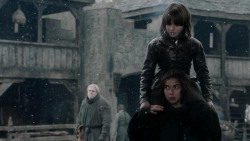 extant_GameOfThrones_1x10-FireAndBlood_0212
