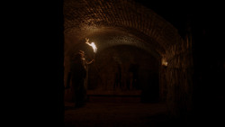 extant_GameOfThrones_1x10-FireAndBlood_0242