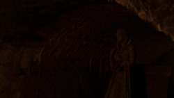 extant_GameOfThrones_1x10-FireAndBlood_0261